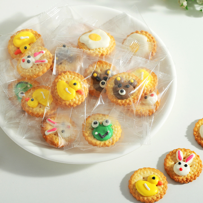 祝福新年零食小饼干卡通动物可爱裱花饼干糖霜小圆饼儿童礼物糖果