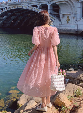粉色甜美泡泡袖连衣裙女中长款2023夏季新款宽松减龄温柔风雪纺裙