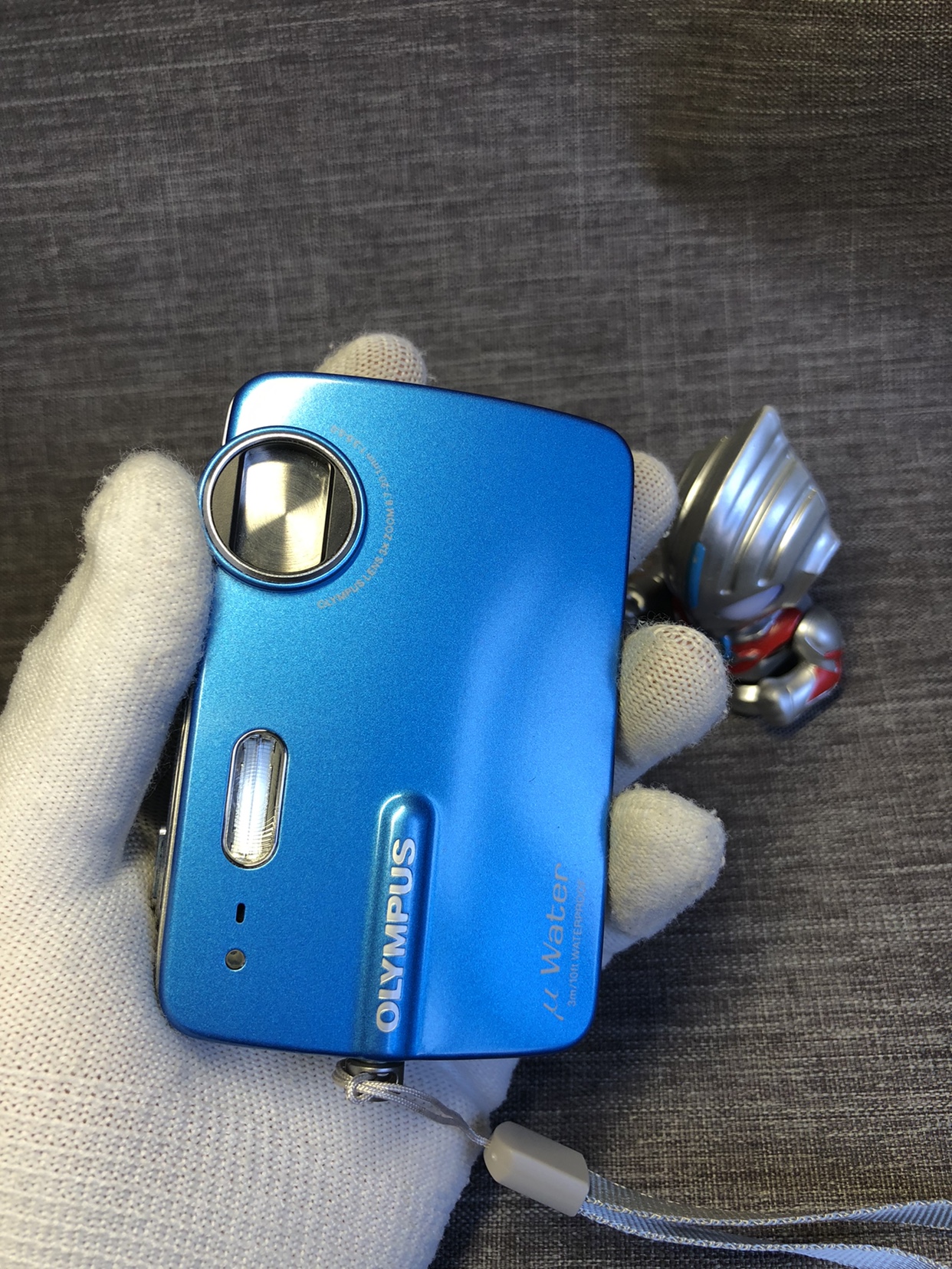 OLYMPUS奥林巴斯u-550wp蓝色金属三防CCD胶片感1000w像素数码相机