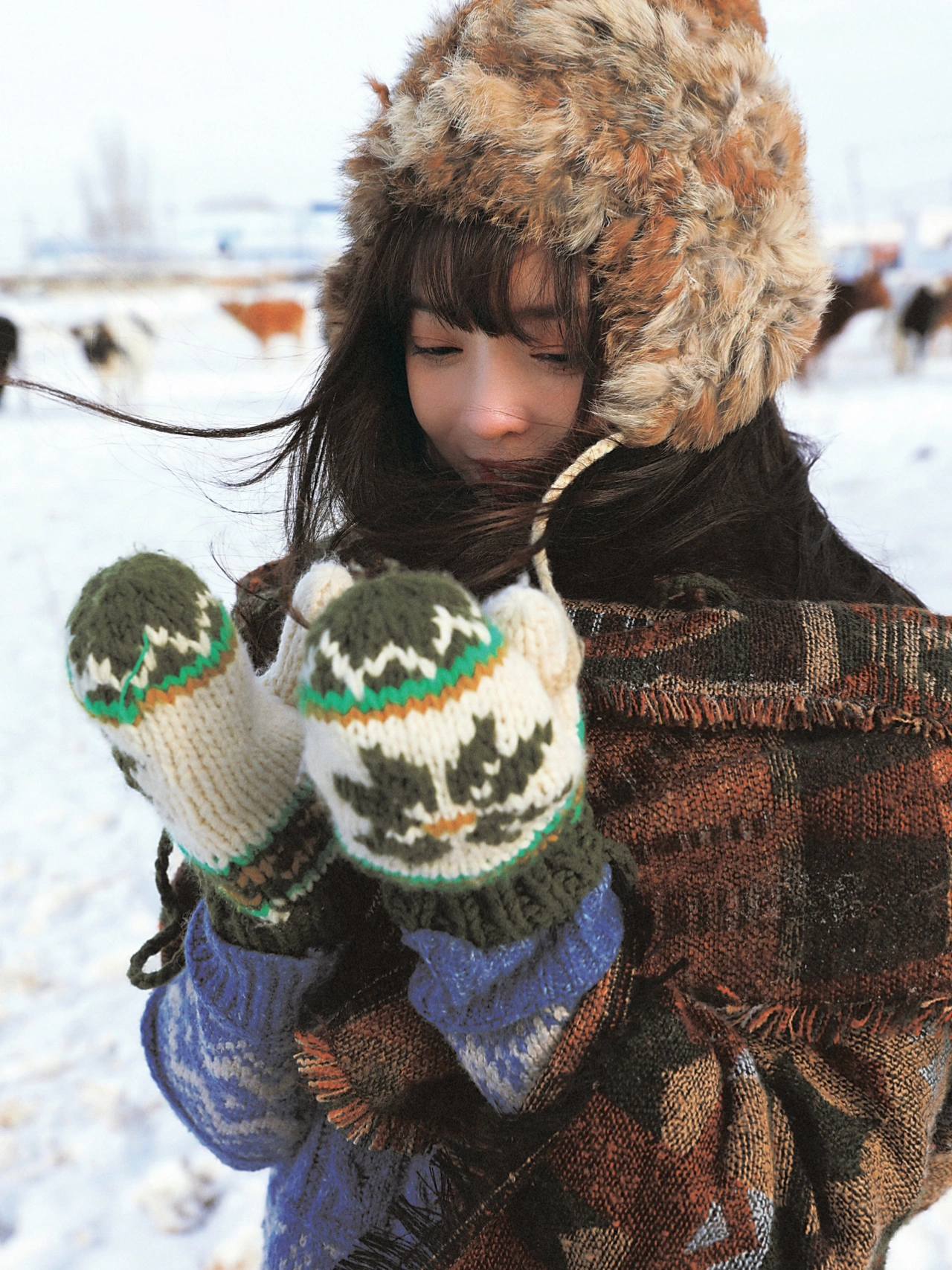 可爱手工针织毛线圣诞节手套女冬季雪花加绒保暖情侣全指挂脖手套