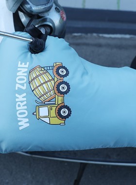 电动摩托车手把套冬季保暖防水电瓶自行车电车护手套加厚加绒防寒