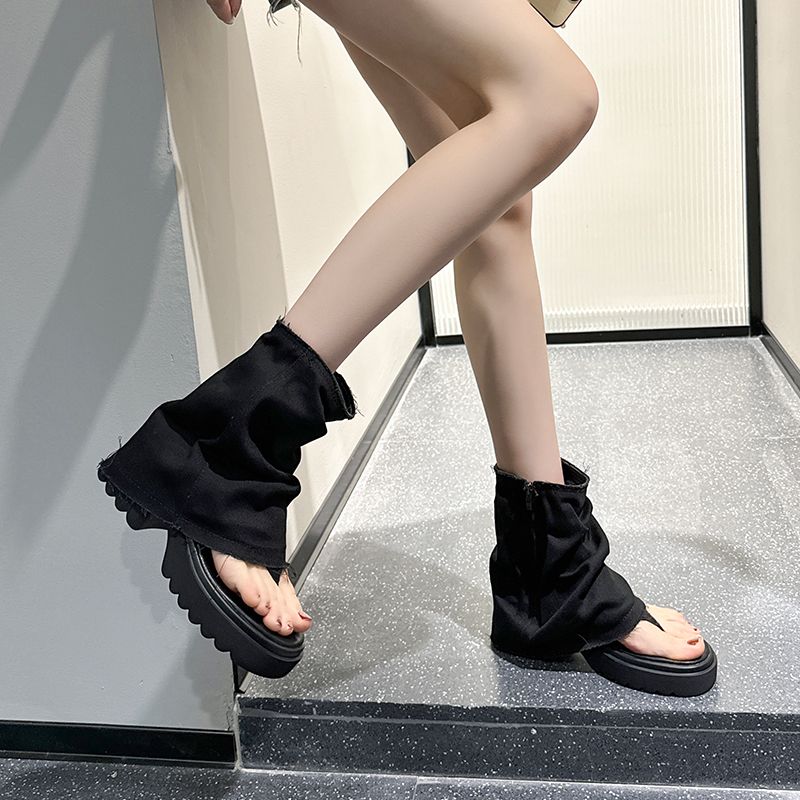 曼三厚底夹趾凉靴女2024新款时尚小个子夏季薄款牛仔布粗跟短靴子