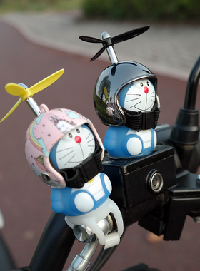 摩托车装饰品小黄鸭车载摆件叮当猫公仔头盔电瓶电动车装饰品自行