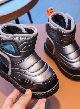 冬季新款2023男童雪地靴防水女童短靴子宝宝棉鞋加厚小中大保暖筒