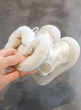 宝宝雪地靴女童毛毛鞋冬季加绒保暖短靴1一2岁婴儿棉鞋软底学步子