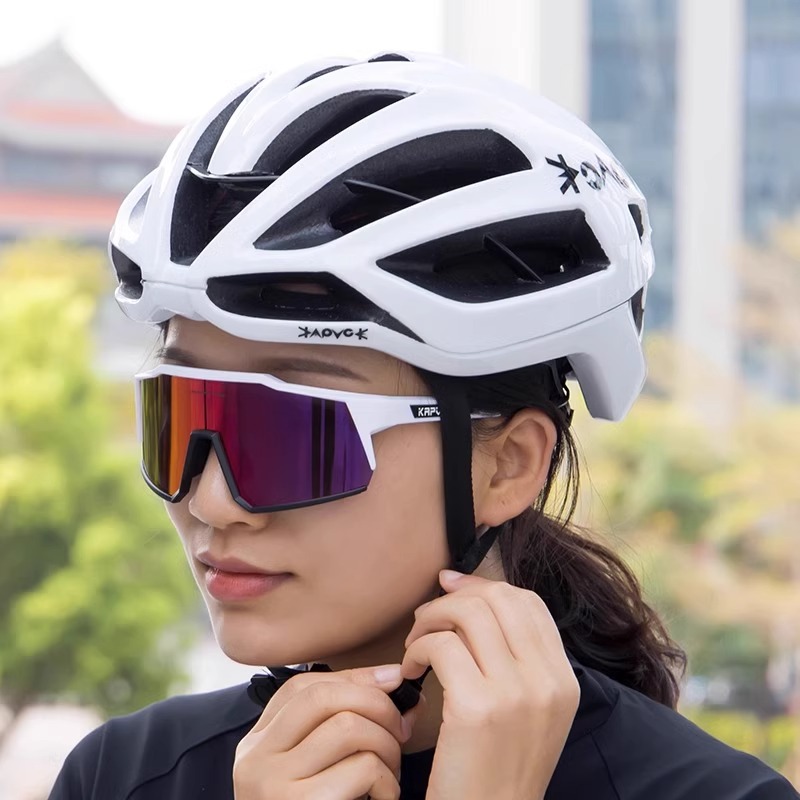 KAPVOE骑行头盔自行车夏季装备帽男山地女安全公路车单车超轻气动