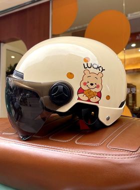 3C认证夏季电动车头盔可爱电瓶车安全帽男女通用卡通小熊防摔半盔