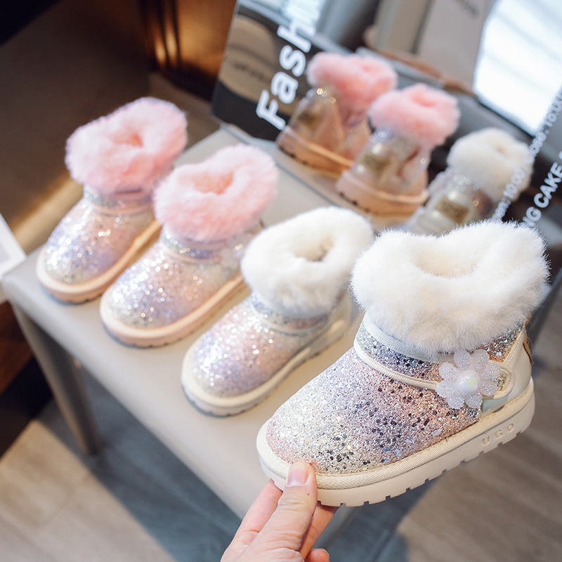 女童雪地靴2023冬季新款加绒加厚儿童棉鞋韩版中大童亮片低筒短靴