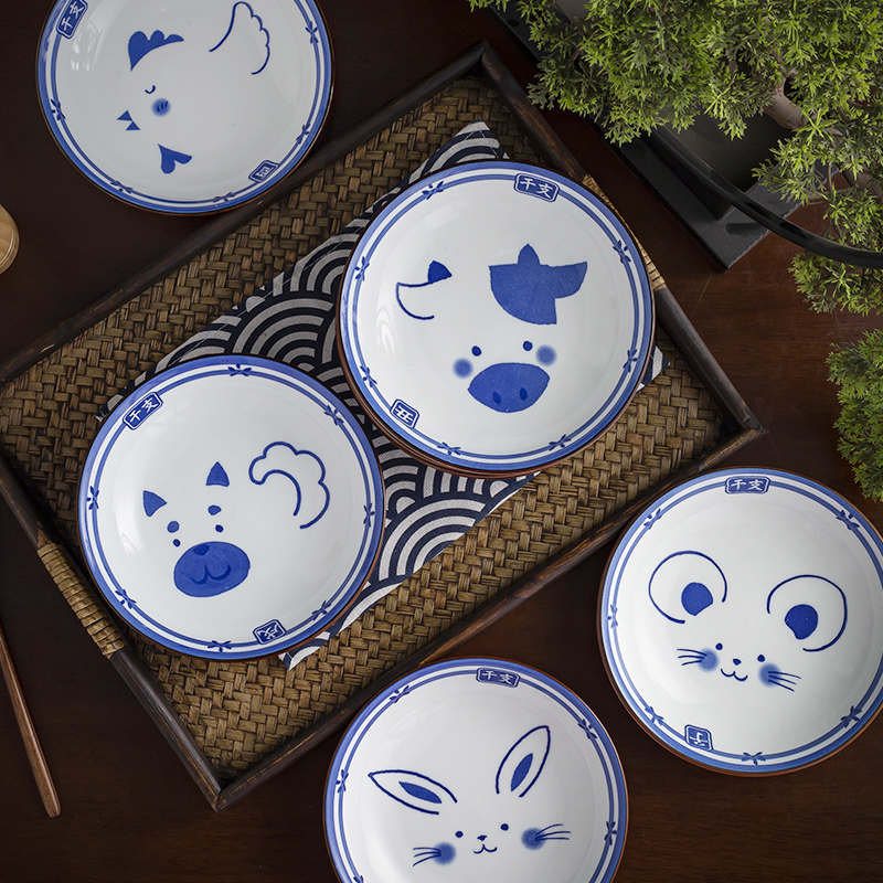 景德镇青花陶瓷十二生肖日式卡通可爱盘子创意家用菜盘碗碟套装